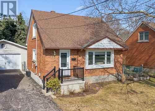 103 WILLIAM STREET  Guelph (St. George's), ON N1E 5G2