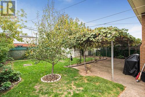 31 Adair Avenue N, Hamilton, ON - Outdoor