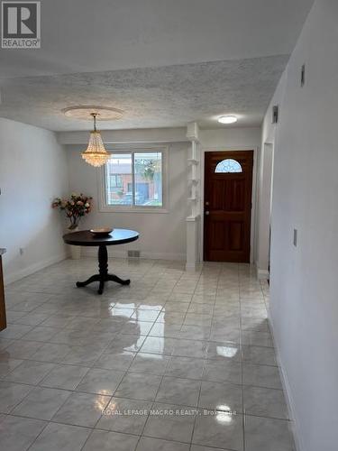 31 Adair Avenue N, Hamilton, ON - Indoor Photo Showing Other Room