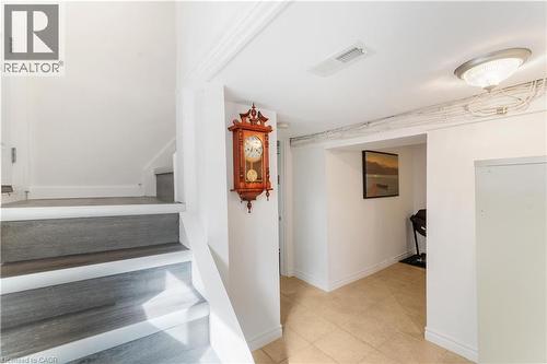 54 Weir Street S, Hamilton, ON - Indoor Photo Showing Other Room