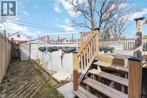 54 Weir Street S, Hamilton, ON - Outdoor