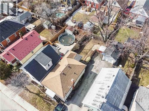 54 Weir Street S, Hamilton, ON - Outdoor