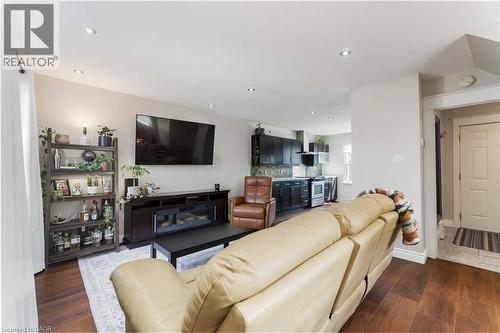 54 Weir Street S, Hamilton, ON - Indoor Photo Showing Living Room With Fireplace