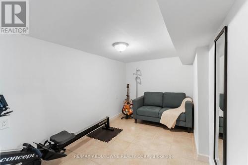 54 Weir Street S, Hamilton, ON - Indoor
