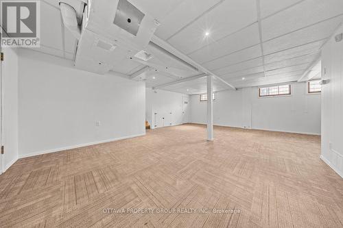 777 Cork Street, Ottawa, ON - Indoor Photo Showing Other Room