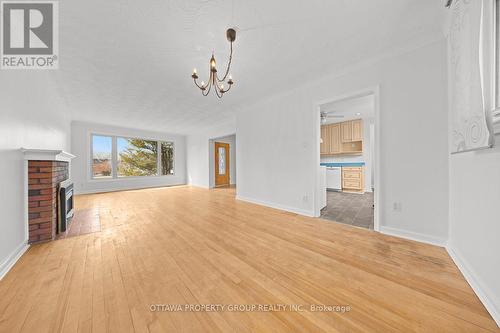 777 Cork Street, Ottawa, ON - Indoor