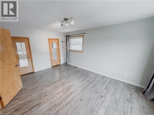 122 Weber Street S, Waterloo, ON - Indoor Photo Showing Other Room