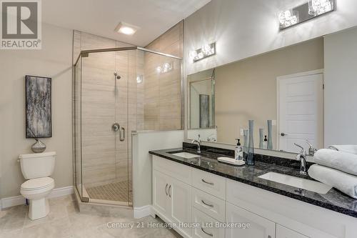 114 Beech Boulevard, Tillsonburg, ON - Indoor Photo Showing Bathroom