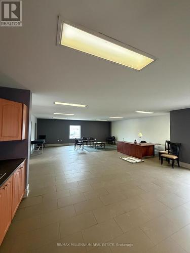 418 Plains Road E, Burlington, ON 