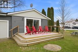 Deck with Surrounding stairs - 