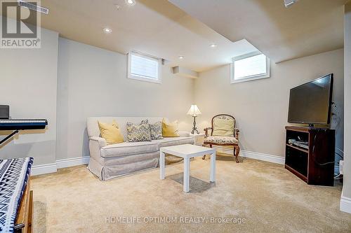Large basement windows - 40 Outer Banks Drive N, Markham, ON - Indoor