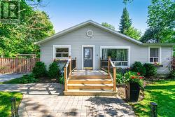 749 HAPPYVALE DRIVE  Innisfil, ON L9S 2E6