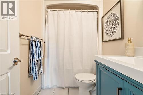 49 Stirling Street, Caledonia, ON - Indoor Photo Showing Bathroom