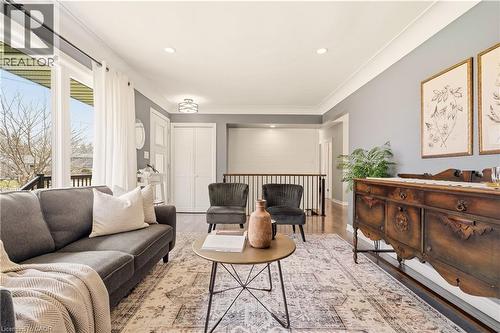 49 Stirling Street, Caledonia, ON - Indoor Photo Showing Living Room