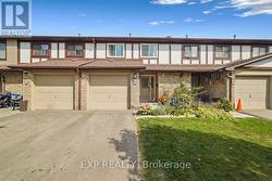65 GREENWICH CIRCLE  Brampton, ON L6S 2E8