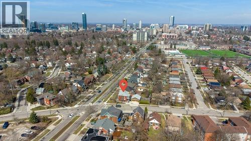 Situated in a premier neighborhood, you are steps away from vibrant downtown culture, fine dining, and urban amenities - 859 Queen'S Boulevard, Kitchener, ON - Outdoor With View