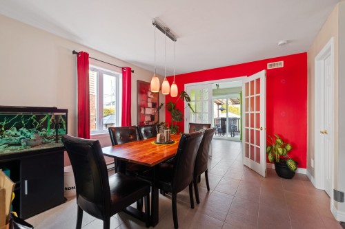Salle à manger - 25 Rue Marguerite, Saint-Jean-Sur-Richelieu, QC - Indoor Photo Showing Dining Room