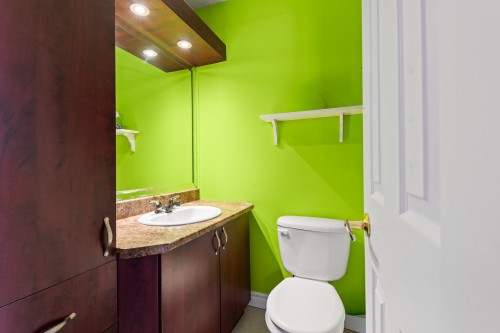 Salle de bains - 25 Rue Marguerite, Saint-Jean-Sur-Richelieu, QC - Indoor Photo Showing Bathroom