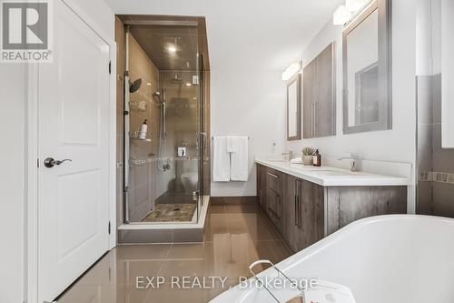 70 Torah Gate, Vaughan, ON - Indoor Photo Showing Bathroom