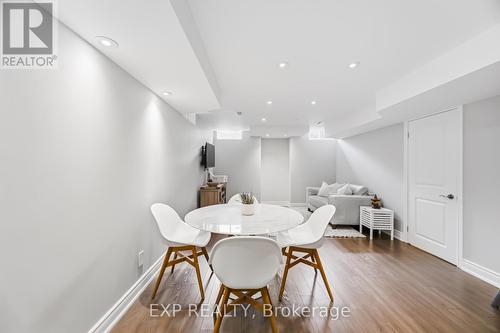 70 Torah Gate, Vaughan, ON - Indoor Photo Showing Dining Room