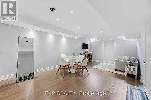 70 Torah Gate, Vaughan, ON - Indoor Photo Showing Dining Room