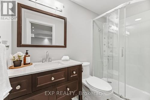 70 Torah Gate, Vaughan, ON - Indoor Photo Showing Bathroom