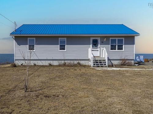 22 Dawson Drive, Ponds, NS 