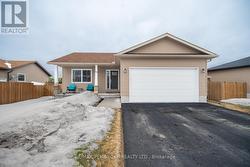 29 TERRANCE DRIVE  Petawawa, ON K8H 0H3