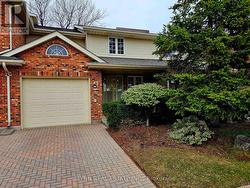 13 - 2720 MEWBURN ROAD Niagara Falls, ON L2J 4J5