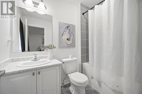 6 Landsborough Street, East Luther Grand Valley, ON - Indoor Photo Showing Bathroom