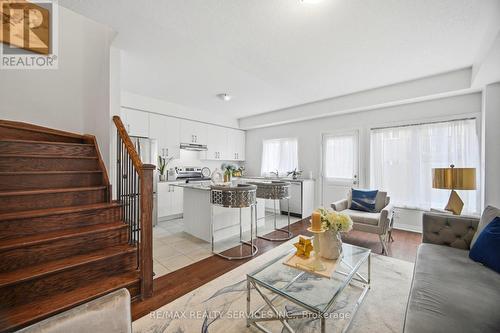 6 Landsborough Street, East Luther Grand Valley, ON - Indoor Photo Showing Living Room