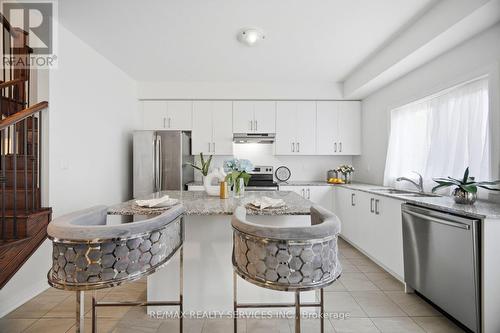 6 Landsborough Street, East Luther Grand Valley, ON - Indoor Photo Showing Kitchen With Stainless Steel Kitchen With Upgraded Kitchen
