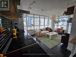 #1603 - 365 CHURCH STREET  Toronto, ON M5B 0B5