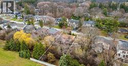 1051 MELVIN Avenue Oakville, ON L6J 2V8