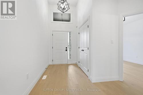 45 Hardy Drive, Strathroy-Caradoc (Se), ON - Indoor Photo Showing Other Room