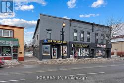 5848-5860 FERRY STREET  Niagara Falls, ON L2G 1S9