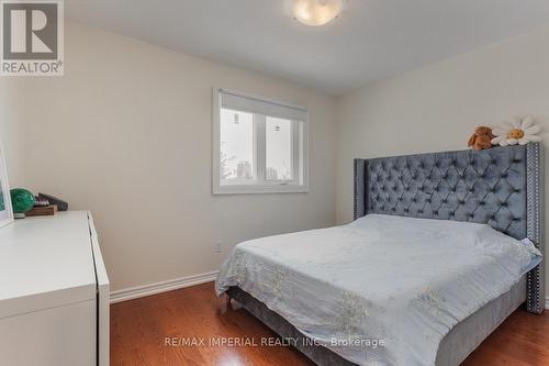2nd Bedroom - 85 Maple Ridge Crescent E, Markham, ON - Indoor Photo Showing Bedroom