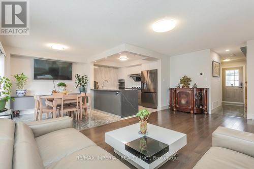 Main Level Open Concept - 85 Maple Ridge Crescent E, Markham, ON - Indoor Photo Showing Living Room