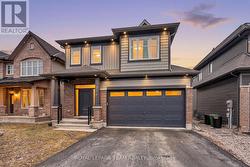 216 HELEN RAPP WAY Ottawa, ON K1T 0P6