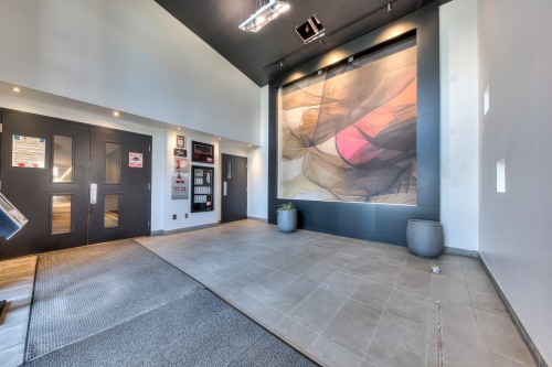 Hall d'entrée/Vestibule - 907-1400 Rue Lucien-Paiement, Laval (Laval-Des-Rapides), QC - Indoor Photo Showing Other Room