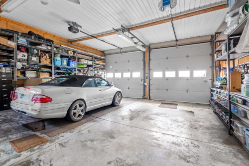 Garage - 469 Ch. De La Coulée-Des-Pères, Saint-Jean-Sur-Richelieu, QC - Indoor Photo Showing Garage