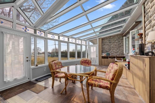 Solarium/Verrière - 469 Ch. De La Coulée-Des-Pères, Saint-Jean-Sur-Richelieu, QC -  With Exterior