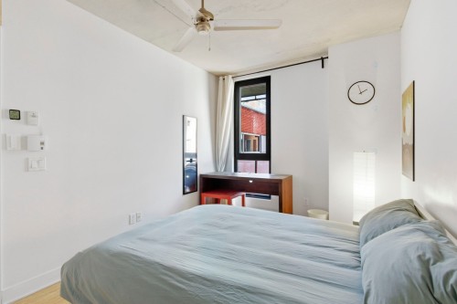 Chambre à coucher - 446-950 Rue Notre-Dame O., Montréal (Le Sud-Ouest), QC - Indoor Photo Showing Bedroom