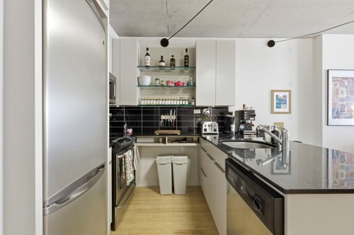 Cuisine - 446-950 Rue Notre-Dame O., Montréal (Le Sud-Ouest), QC - Indoor Photo Showing Kitchen