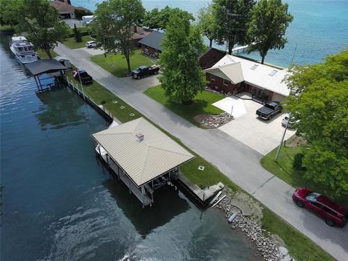 3957 SEAWAY Road  St Clair, ON N0P 2B0