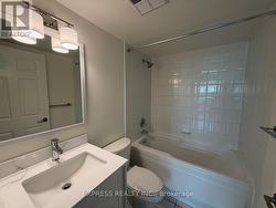 1701 - 8 HILLCREST AVENUE  Toronto, ON M2N 6Y6