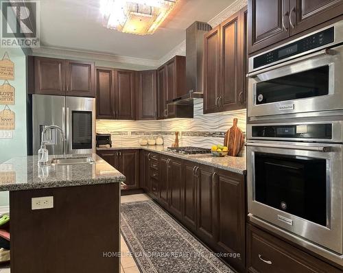 118 BRIDLEWOOD BOULEVARD  Whitby, ON L1R 0N2