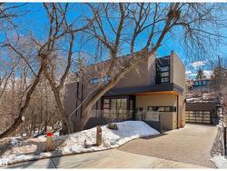 9651 87 AV NW  Edmonton, AB T6C 1K5