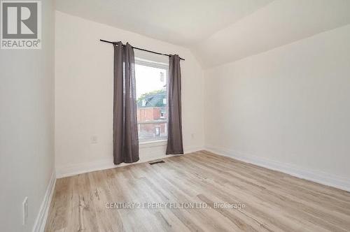 195 Sherman Avenue N, Hamilton, ON - Indoor Photo Showing Other Room