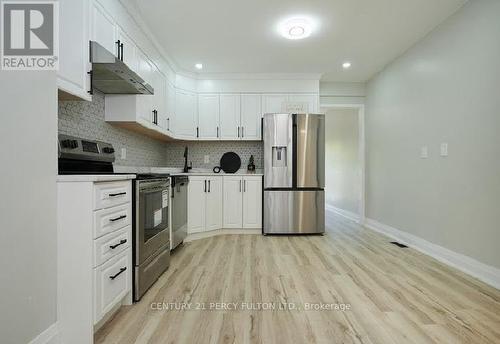 195 Sherman Avenue N, Hamilton, ON - Indoor Photo Showing Kitchen